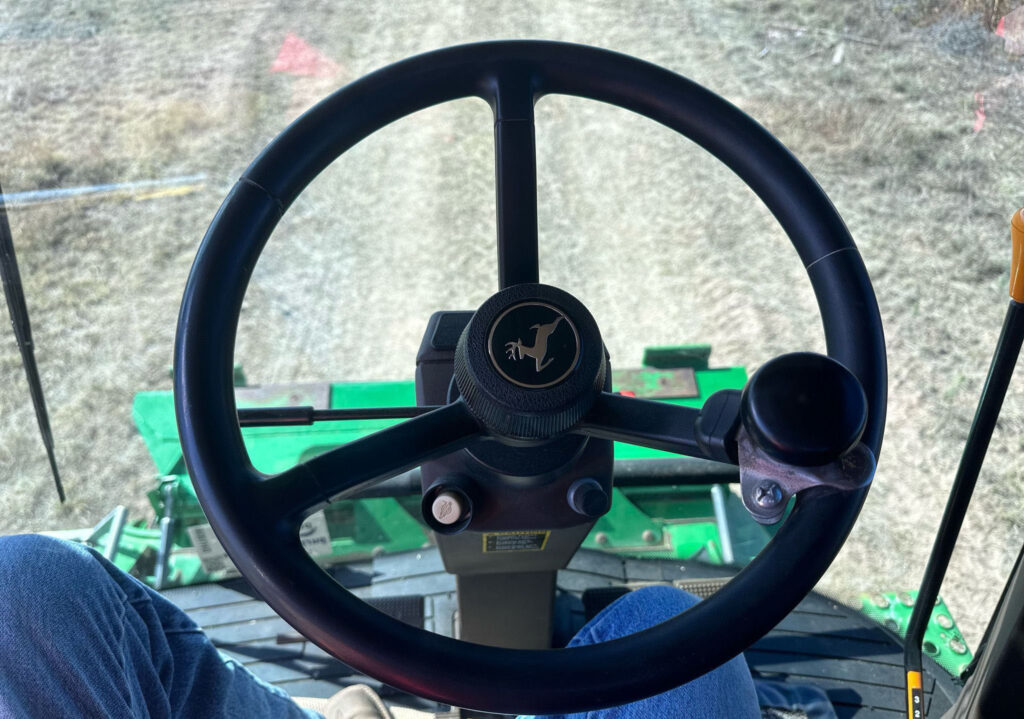 2010	John Deere	9670